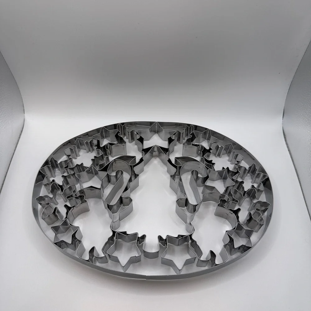 Williams Sonoma Christmas Cookie Cutter Plaque